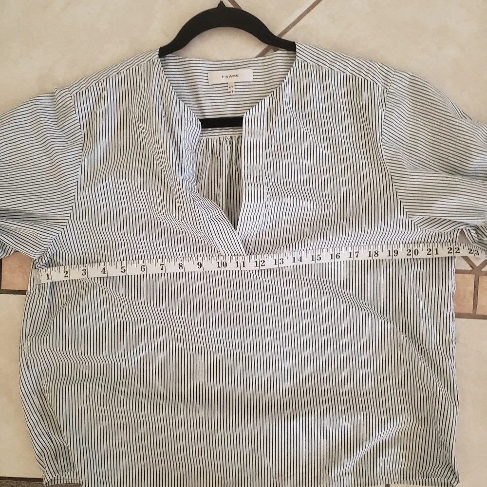 Frame Denim Navy and White Striped Popover Blouse Large - Picture 8 of 9